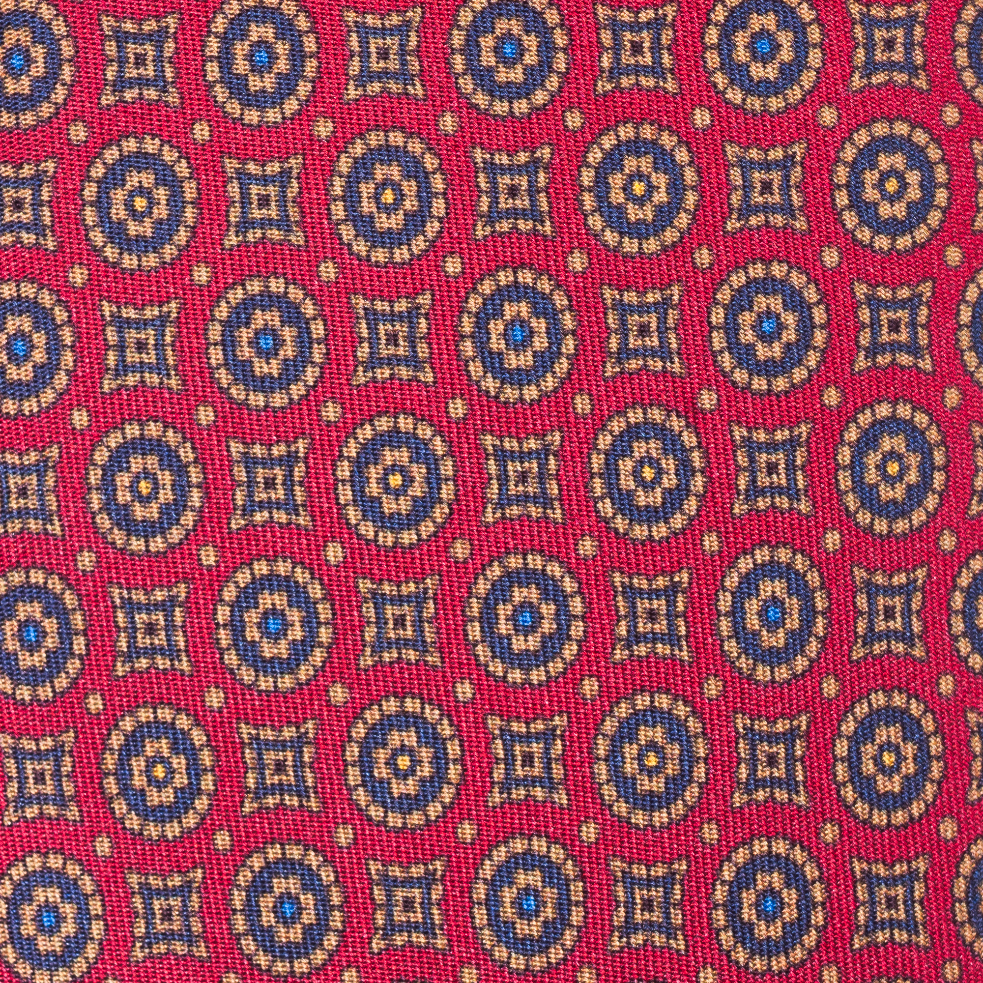 Cravate rouge avec motifs en soie